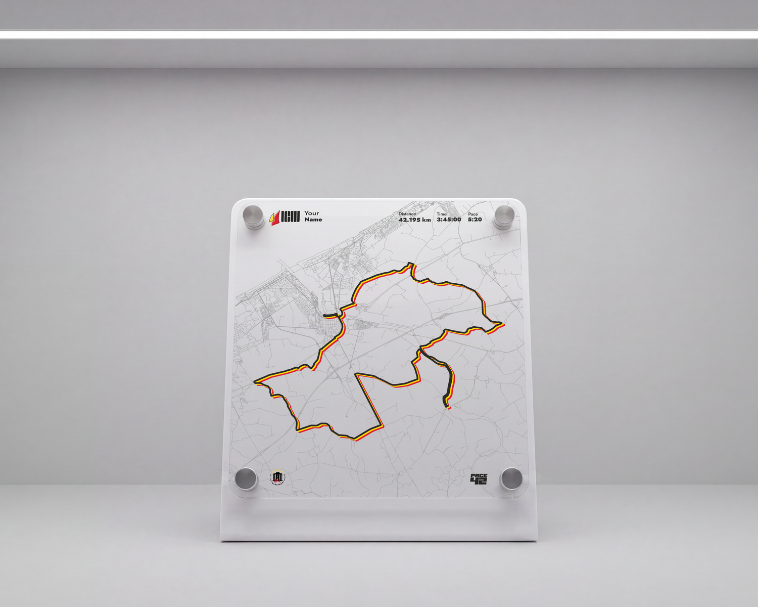 Pace42 x Nieuwpoort Marathon Achievement Display Tricolor Edition